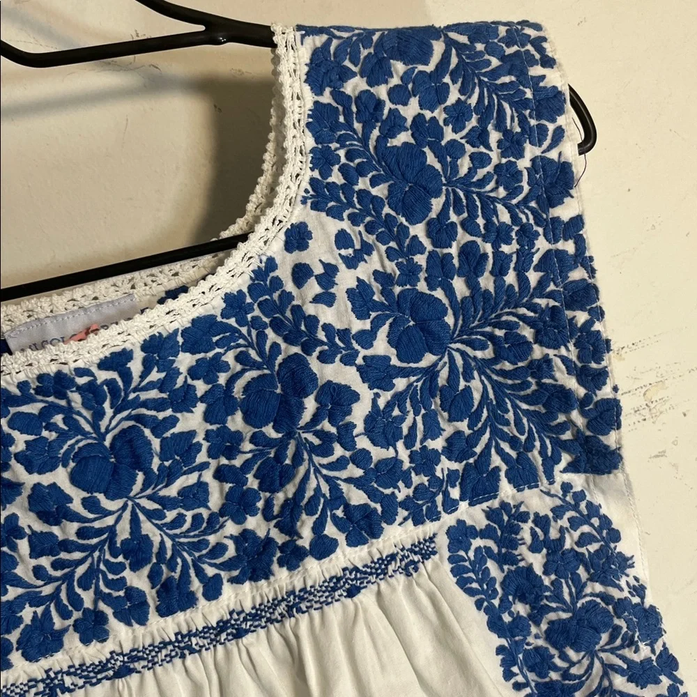 Mi Golondrina Blue & White Embroidered Mexican Women's Blouse - Picture 3 of 9